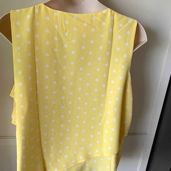 Soft Surroundings Sleeveless Yellow Polka Dot Top - Picture 4 of 4